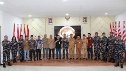 Jelang HUT Ke 81 TNI AL, Lanal Ranai Silaturahmi bersama FKPK Midai, Serahkan Alas Hak Tanah Eks Satgas Marinir
