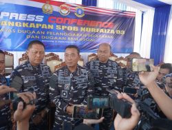 TNI AL Gagalkan Pengangkutan 407 Ton Solar Ilegal di Perairan Semarang