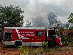 TNI AL Gerak Cepat Padamkan Karhutla di Dekat Bandara Raja Haji Fisabilillah Tanjungpinang