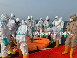 Empat Belas Hari di Laut Jawa: TNI AL Kembali Evakuasi Empat Jenazah Korban KM Virgo Transport 8