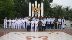 Upacara Ziarah Rombongan di Taman Makam Pahlawan (TMP)