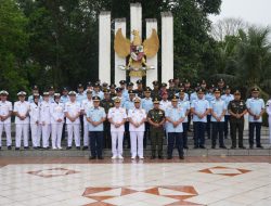 Teladani Jasa Pahlawan, Koarmada I Ziarah Rombongan Sambut HUT ke 81 TNI di Tanjungpinang