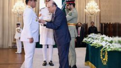 KASAL Muhammad Ali Terima Bintang Kehormatan Dari Presiden Pakistan Asif Ali Zardari