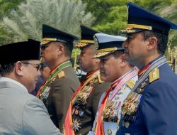 Kasal Muhammad Ali Dianugerahi Bintang Mahaputera Adipradana di HUT ke 81 TNI