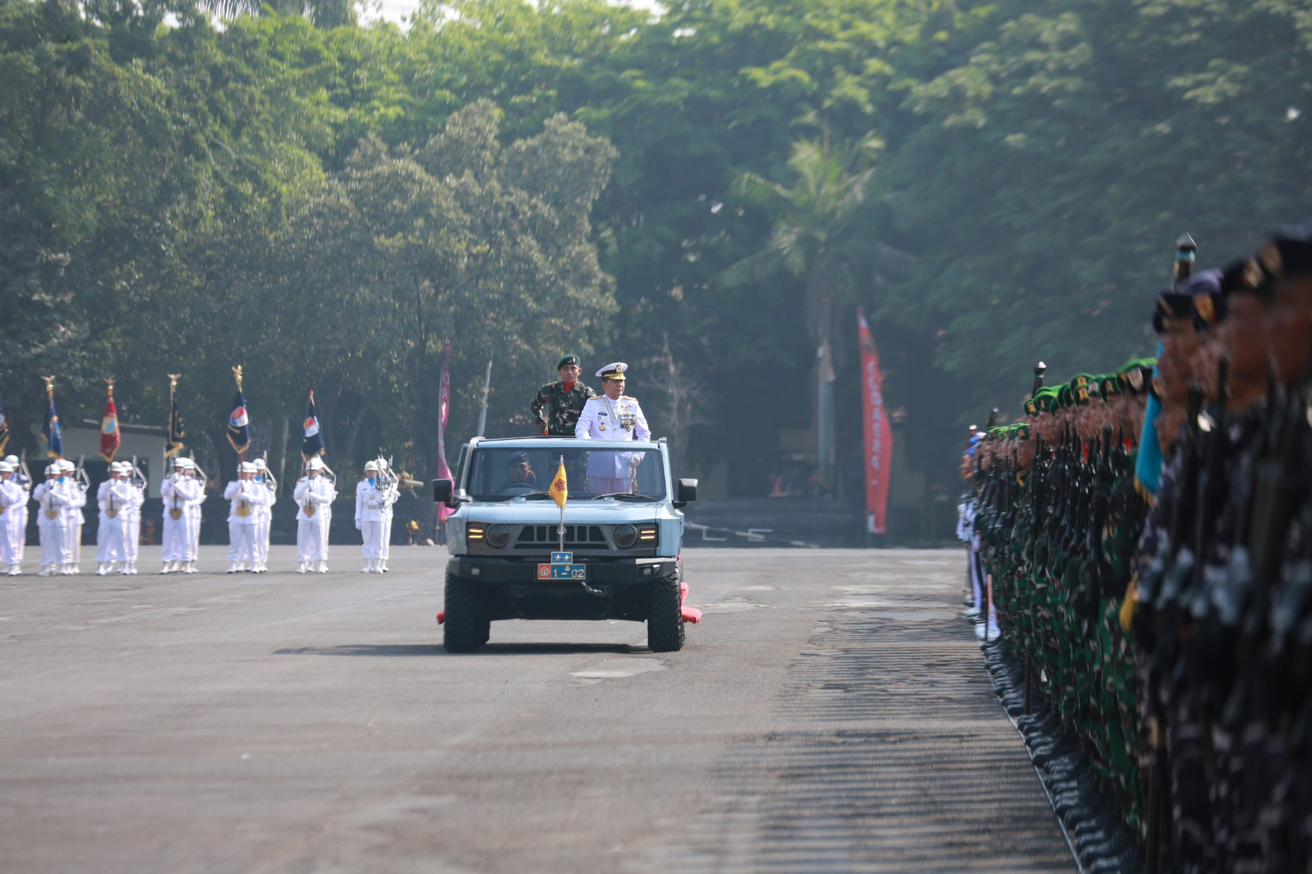 Pangkoarmada II Pimpin Upacara HUT ke-81 TNI di Surabaya, Tegaskan Semangat PRIMA