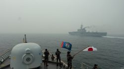 KRI John Lie 358 Laksanakan Passex dengan JS Kunisaki 4003 di Perairan Lemukutan