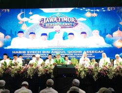 Sinergi Pemerintah, Ulama, dan TNI Polri: Jatim Bersholawat 2026 Gaungkan Iman, Takwa, dan Persatuan