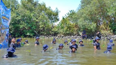 Sekolah Tinggi Teknologi Angkatan Laut (STTAL)