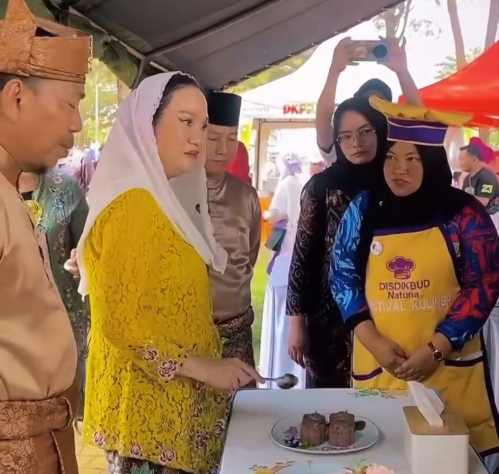 Pemerintah Kabupaten Natuna sukses menggelar Karnaval Budaya